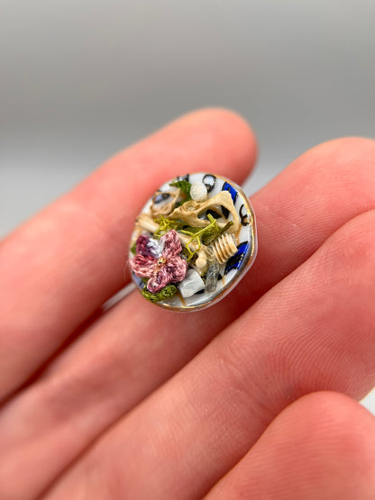 ihor - violet flower bourgeoisie brunch mini magnet