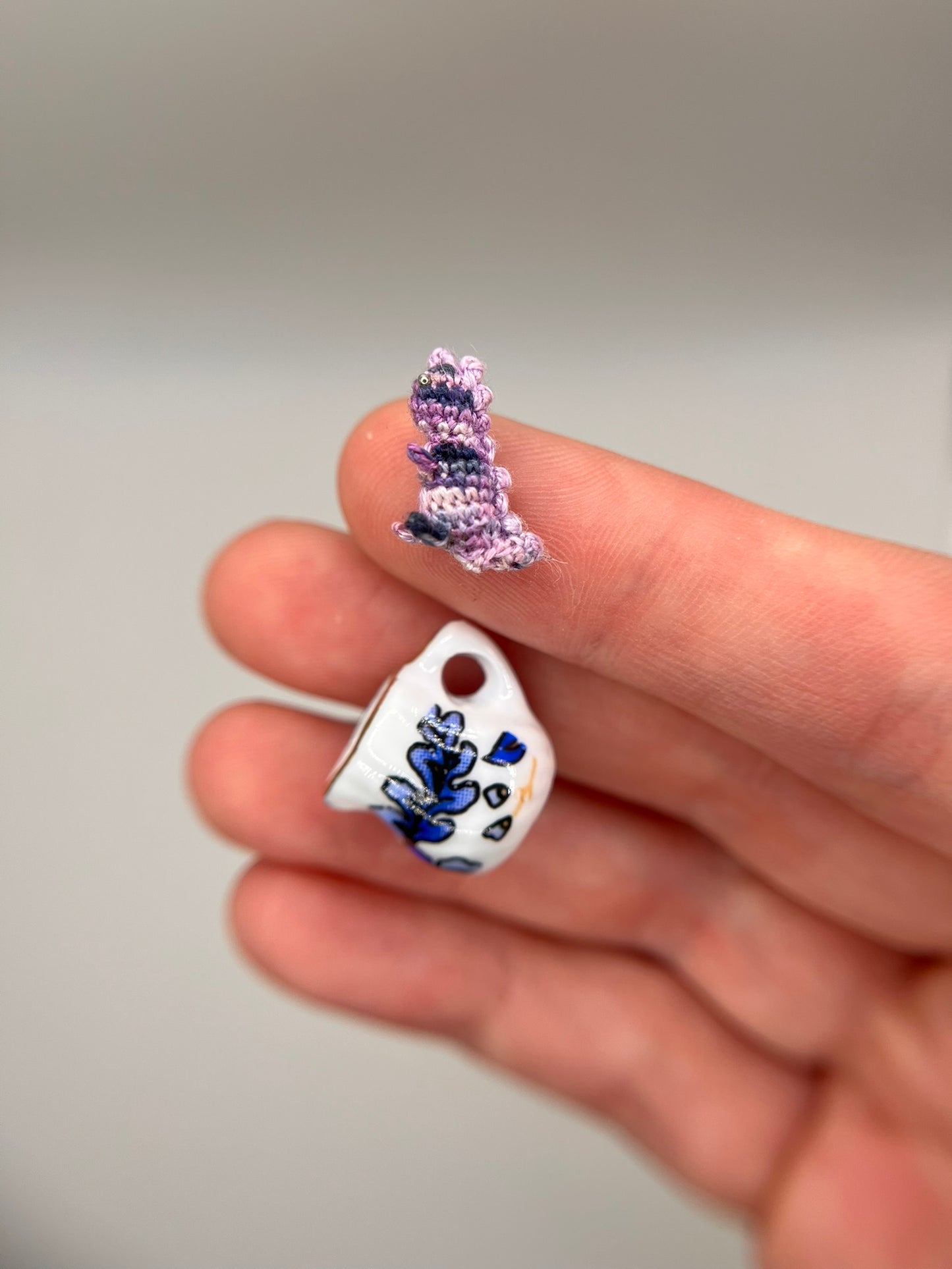 periwyn tea-rex - teacup trinket