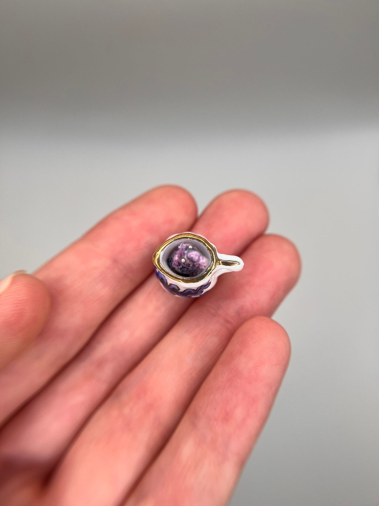 periwyn tea-rex - teacup trinket