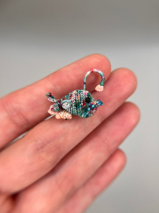 ailani & ato - anglerfish couple fidget toy