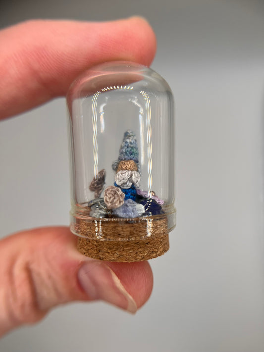 nilo gnome micro crochet cloche jar