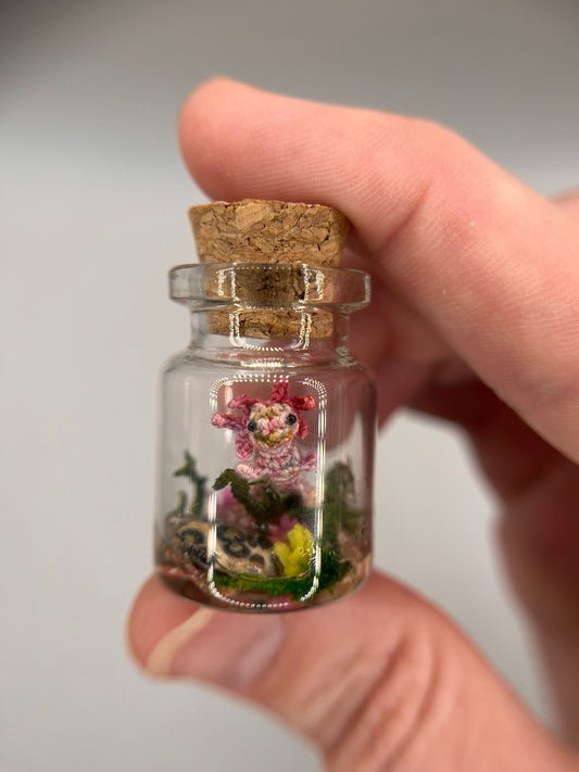 aureline axolotl - vine & crystal jar