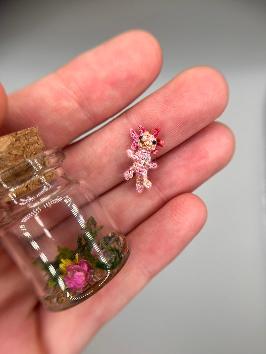 aureline axolotl - vine & crystal jar