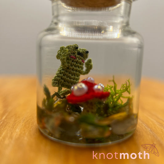 Frida Frog and Mushroom Micro Crochet Terrarium Jar (removable, magnetic)