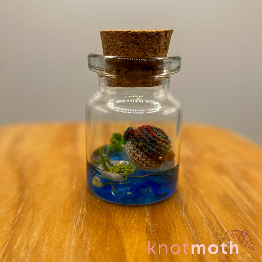 Winona Whale Micro Crochet Aquarium Jar (removable, magnetic)