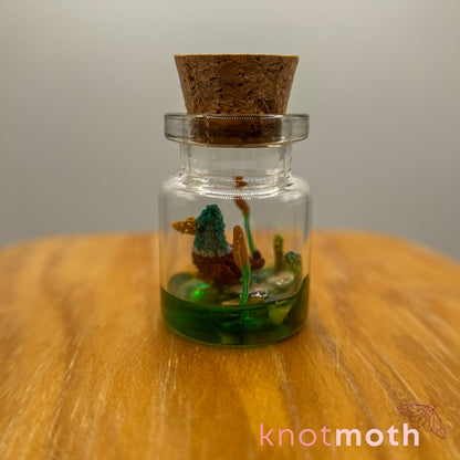Diana Duck Micro Crochet Aquarium Jar (removable, magnetic)