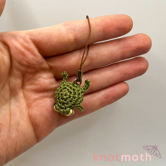 Hopper Frog Mini Crochet Keychain