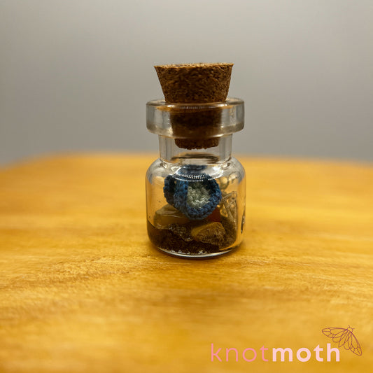 Horace Coral Micro Crochet Aquarium Jar