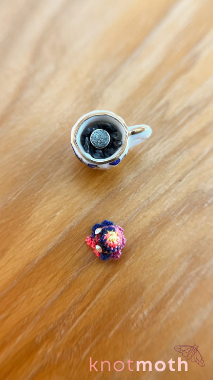 Polly Octo Micro Crochet Teacup (Magnetic, Removable)
