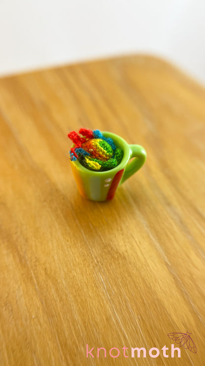 Ofelia Octopus Micro Crochet Mug (Magnetic, Removable)