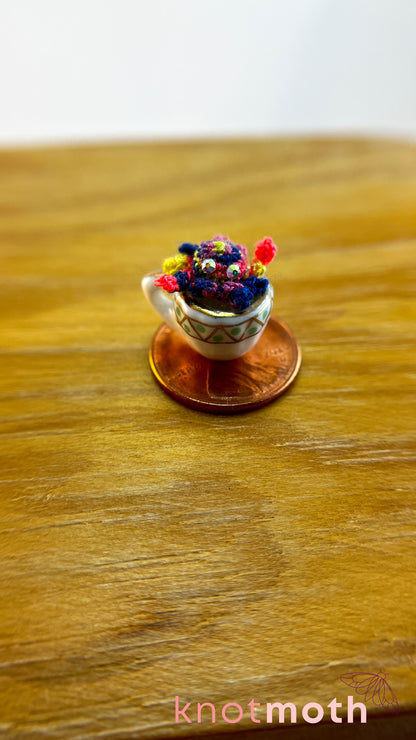Otis Octopus Micro Crochet Teacup (Magnetic, Removable)