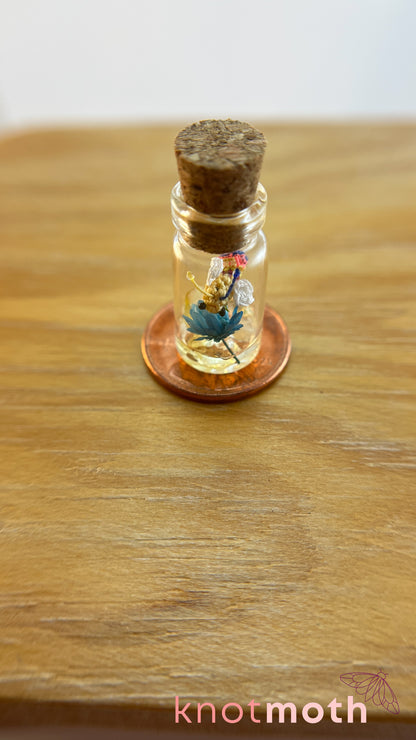 Felicia Fly Micro Crochet Terrarium Jar (Magnetic, Removable)