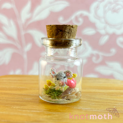 Maisey Mouse Micro Crochet Terrarium Jar (removable)