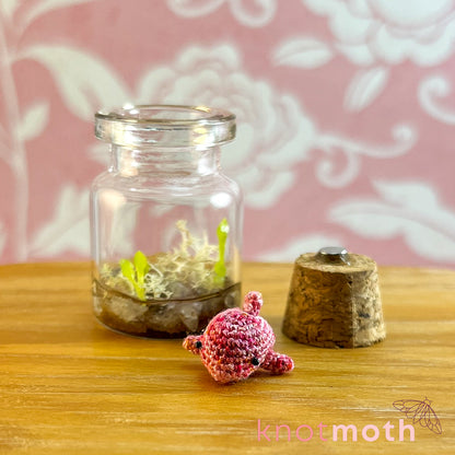 Juanita the Sleeping Whale Micro Crochet Aquarium Jar (removable, magnetic)