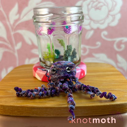 Jasmine Jellyfish Micro Crochet Aquarium Bonne Maman Jam Jar (removable, magnetic)