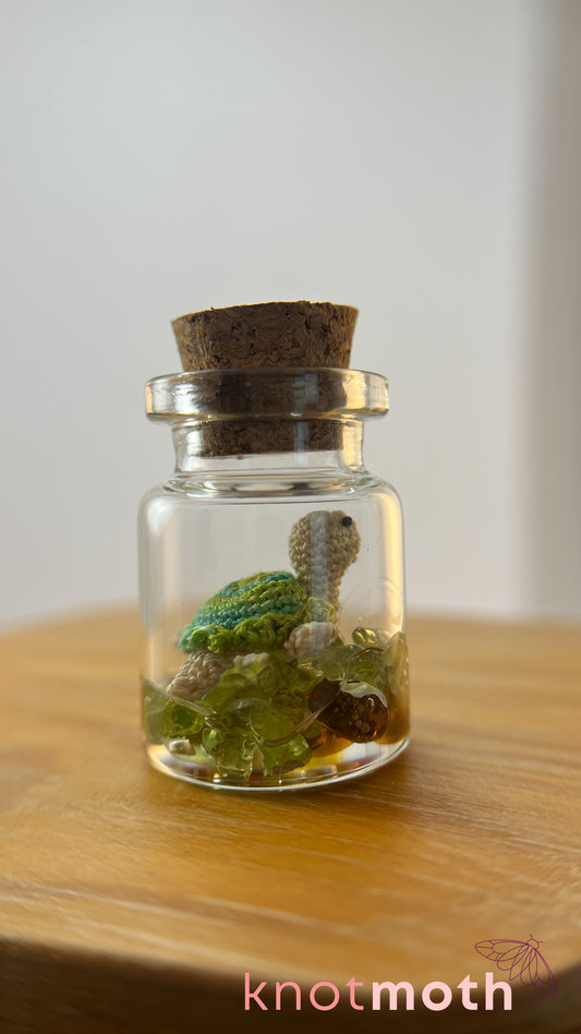 Tiff Turtle Terrarium Medium Micro Crochet Specimen Jar (Removable)