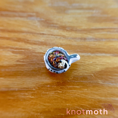 Henry Hedgehog Micro Crochet Magnetic Teacup Trinket